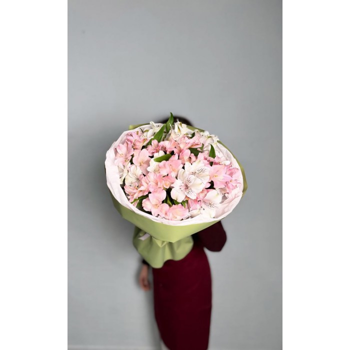 Моно букет из 9 альстромерий